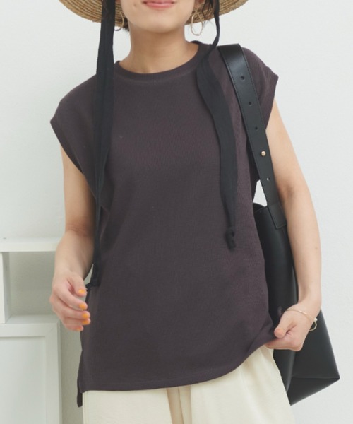 Libra Cue（リブラ キュー）の「ワッフルノースリーブプルオーバー（Tシャツ/カットソー・レディース・ホワイト/チャコールグレー/グレー・FREE）」の2枚目の写真