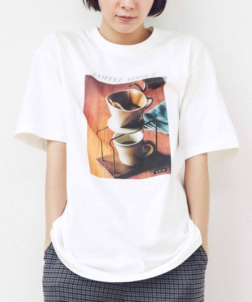 USEDo（ユーズド）の「喫茶店のフォトＴシャツ（Tシャツ/カットソー・レディース・ホワイト/ホワイト系その他/ホワイト×イエロー・3/2/1）」の4枚目の写真