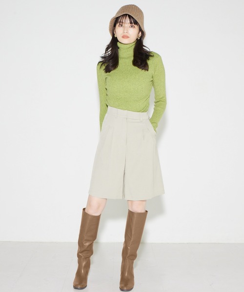 solleim(ソルレム)の「フロントタックバミューダパンツ(その他パンツ・レディース・ブラック/ベージュ・M)」の9枚目の写真
