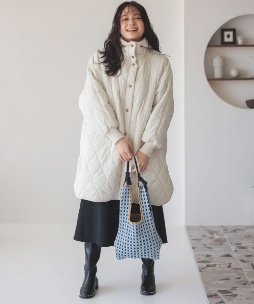 DONOBAN(ドノバン)の「ストラップ付きニットバッグ(ハンドバッグ・レディース・テラコッタ/アイボリー/ブラック/ブルー・F)」の16枚目の写真