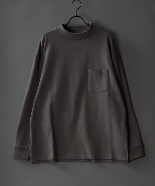 SITRY（シトリー）の「Heavy weight wide mock neck pullover/ヘビーウェイト ワイドモックネック プルオーバー（Tシャツ/カットソー・メンズ・ベージュ/サンドベージュ/グリーン/サックスブルー/ホワイト/チャコールグレー/ブラック・M/L/XL）」の4枚目の写真