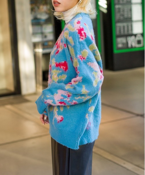 SpRay（スプレイ）の「シャギー花柄ニット（ニット/セーター・レディース・ダークパープル/ブルー・FREE）」の9枚目の写真