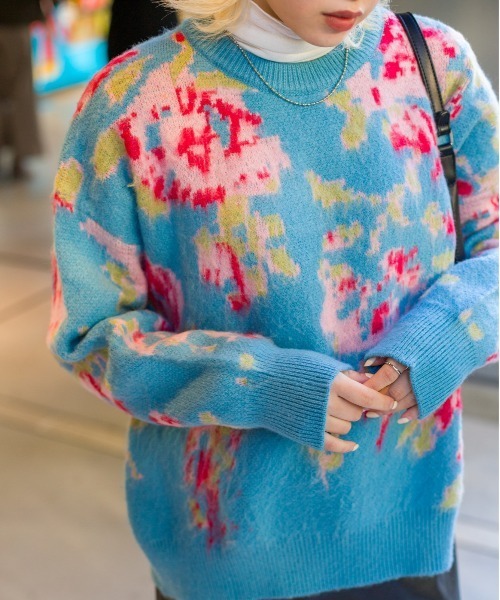 SpRay（スプレイ）の「シャギー花柄ニット（ニット/セーター・レディース・ダークパープル/ブルー・FREE）」の10枚目の写真