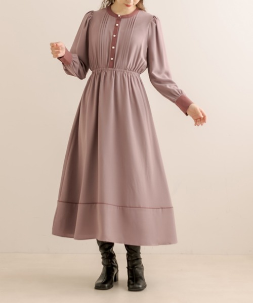 OLIVE des OLIVE（オリーブデオリーブ）の「【WEB限定】ピンタッククレリックワンピース（ワンピース・レディース・オフホワイト/サックスブルー/ライトブラウン・FREE）」の3枚目の写真