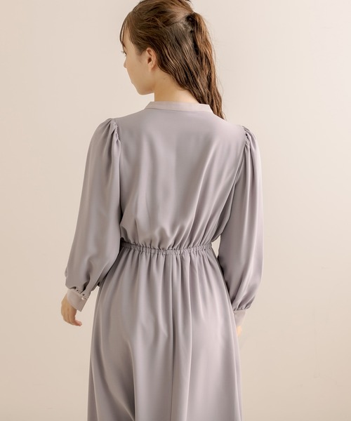 OLIVE des OLIVE（オリーブデオリーブ）の「【WEB限定】ピンタッククレリックワンピース（ワンピース・レディース・オフホワイト/サックスブルー/ライトブラウン・FREE）」の20枚目の写真