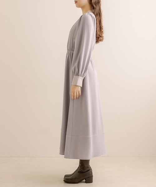 OLIVE des OLIVE（オリーブデオリーブ）の「【WEB限定】ピンタッククレリックワンピース（ワンピース・レディース・オフホワイト/サックスブルー/ライトブラウン・FREE）」の22枚目の写真