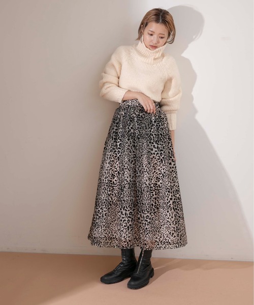 Eimee Law（エイミーロウ）の「バックレースアップショートニット（ニット/セーター・レディース・ライトベージュ/イエロー/ダークグレー/レッド/グリーン・38）」の21枚目の写真