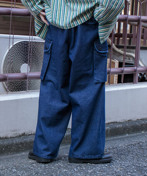 ARMY TWILL（アーミーツイル）の「【ARMY TWILL/アーミーツイル】DENIM CARGO PANTS デニム カーゴパンツ（デニムパンツ・メンズ・ライトブルー/インディゴブルー・M/L）」の14枚目の写真