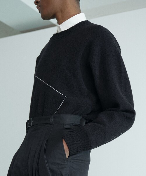 JOSEPH STUDIO(ジョゼフストゥディオ)の「【洗える・ユニセックス】ラインパイルジャガード ラウンドネックニット(ニット/セーター・メンズ・ホワイト系/ブラック系・SMALL/MEDIUM/LARGE)」の18枚目の写真