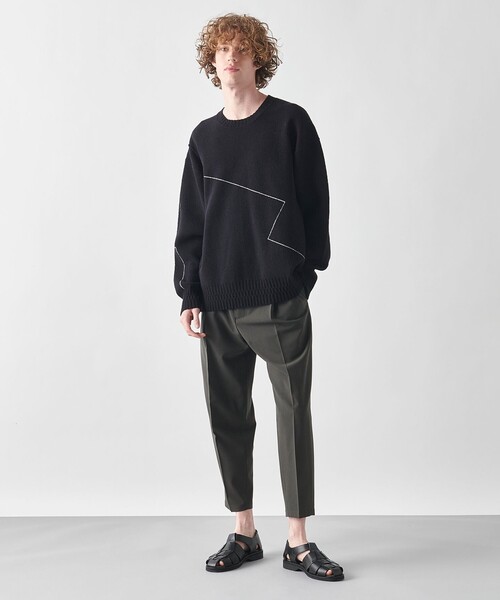 JOSEPH STUDIO(ジョゼフストゥディオ)の「【洗える・ユニセックス】ラインパイルジャガード ラウンドネックニット(ニット/セーター・メンズ・ホワイト系/ブラック系・SMALL/MEDIUM/LARGE)」の11枚目の写真