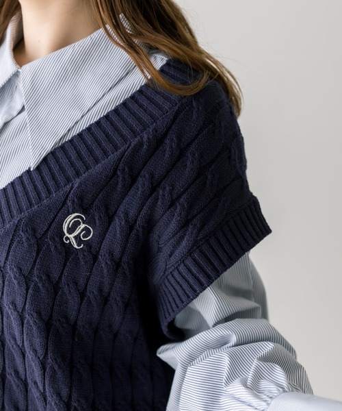 OLIVE des OLIVE（オリーブデオリーブ）の「刺繍入りケーブルベスト（ベスト・レディース・オフホワイト/ベージュ/ネイビー・FREE）」の14枚目の写真