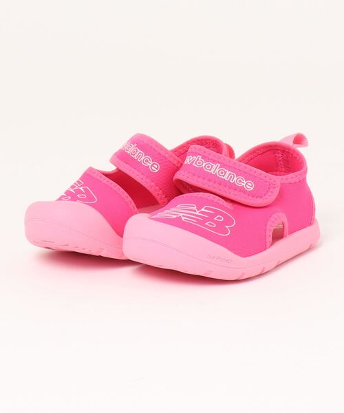 NEW BALANCE(ニューバランス)の「《New Balance》IOCRSR(サンダル・キッズ・レッド/ピンク/ブラック・15.0cm/16.0cm/14.0cm)」の2枚目の写真