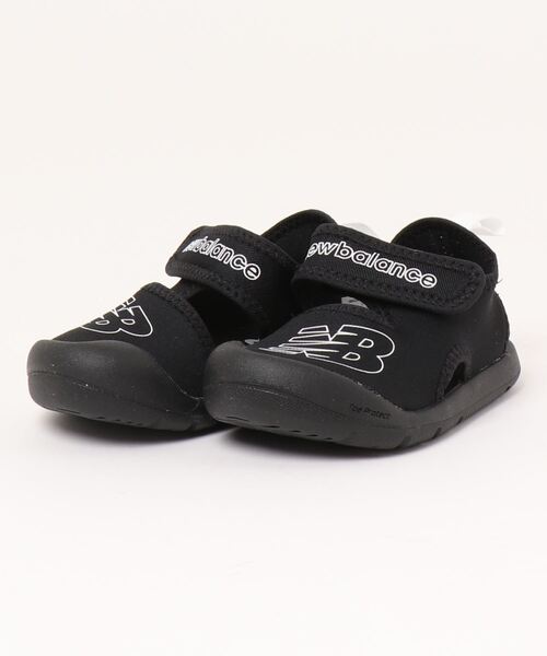 NEW BALANCE(ニューバランス)の「《New Balance》IOCRSR(サンダル・キッズ・レッド/ピンク/ブラック・15.0cm/16.0cm/14.0cm)」の1枚目の写真
