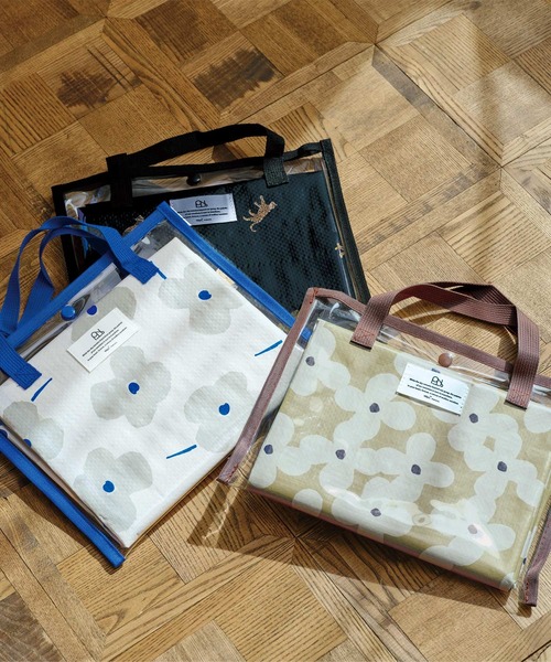 Wpc. Patterns（ダブリュピーシーパターンズ）の「Wpc. Patterns レジャーシート コンパクト（アウトドアグッズ・レディース・レッド系その他/ネイビー/ホワイト系その他/レッド系その他3/ベージュ系その他/ブルー系その他/ホワイト系その他2/イエロー系その他/ネイビー系/オフホワイト/ホワイト系その他3/ブラウン系その他/グレー系その他/ホワイト系その他5/ホワイト系その他4・FREE）」の16枚目の写真