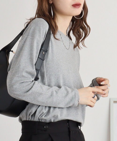 atONE（アットワン）の「atONE ラウンドヘム サイドスリット ロングTシャツ 長袖（Tシャツ/カットソー・レディース・ホワイト/ブラック/ピンクベージュ/チャコールグレー/杢グレー/グレイッシュベージュ/カーキ・F）」の22枚目の写真