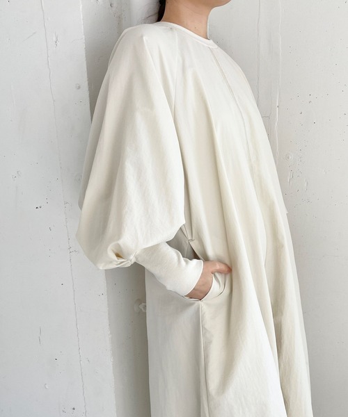 LOWRYS FARM（ローリーズファーム）の「シャカシャカソデパフワンピース　185829（ワンピース・レディース・グリーン/ブラック/アイボリー・FREE）」の8枚目の写真