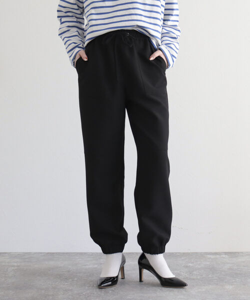 fredy emue（フレディエミュ）の「ダブルクロスジョガーパンツ（その他パンツ・レディース・オフホワイト/ブラック/ライトグレー・38）」の19枚目の写真