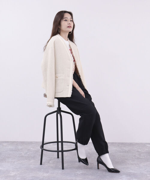 fredy emue（フレディエミュ）の「ダブルクロスジョガーパンツ（その他パンツ・レディース・オフホワイト/ブラック/ライトグレー・38）」の16枚目の写真