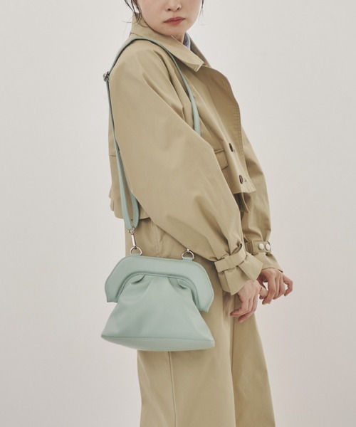 idem（イデム）の「padded gamaguchi bag/パデットがまぐちバッグ（ショルダーバッグ・レディース・ブラック/グレイッシュベージュ/ミント・FREE）」の21枚目の写真
