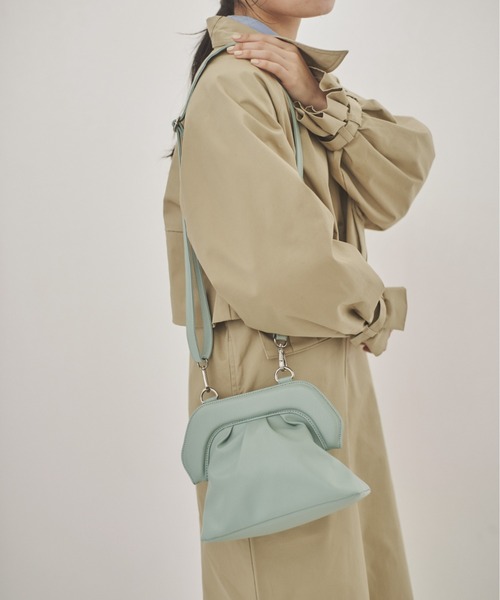 idem（イデム）の「padded gamaguchi bag/パデットがまぐちバッグ（ショルダーバッグ・レディース・ブラック/グレイッシュベージュ/ミント・FREE）」の10枚目の写真