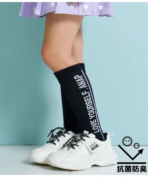 ANAP kids（アナップキッズ）の「サイドラインハイソックス