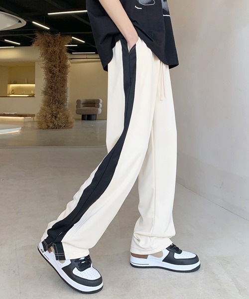 FVLMEN(フルメン)の「【FVLMEN】line sweat Pants/ライン スウェット パンツ(スウェットパンツ・メンズ・アイボリー/ブラック/グレー・MEDIUM/LARGE/X-LARGE)」の21枚目の写真