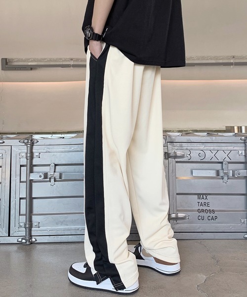 FVLMEN(フルメン)の「【FVLMEN】line sweat Pants/ライン スウェット パンツ(スウェットパンツ・メンズ・アイボリー/ブラック/グレー・MEDIUM/LARGE/X-LARGE)」の22枚目の写真