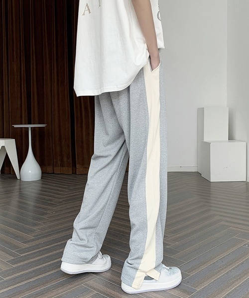FVLMEN(フルメン)の「【FVLMEN】line sweat Pants/ライン スウェット パンツ(スウェットパンツ・メンズ・アイボリー/ブラック/グレー・MEDIUM/LARGE/X-LARGE)」の13枚目の写真
