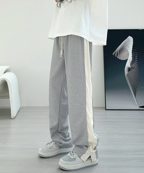 FVLMEN(フルメン)の「【FVLMEN】line sweat Pants/ライン スウェット パンツ(スウェットパンツ・メンズ・アイボリー/ブラック/グレー・MEDIUM/LARGE/X-LARGE)」の10枚目の写真