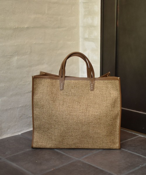 Chaos（カオス）の「【A VACATION】TANKBAG（トートバッグ・レディース・キャメル・FREE）」の2枚目の写真