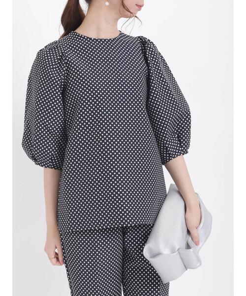 Te chichi（テチチ）の「ドットジャカードボリュームブラウス（セットアップ可）（シャツ/ブラウス・レディース・ネイビー/グレー・ﾌﾘ-）」の3枚目の写真