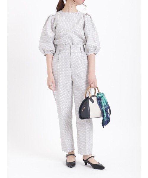 Te chichi（テチチ）の「ドットジャカードボリュームブラウス（セットアップ可）（シャツ/ブラウス・レディース・ネイビー/グレー・ﾌﾘ-）」の13枚目の写真