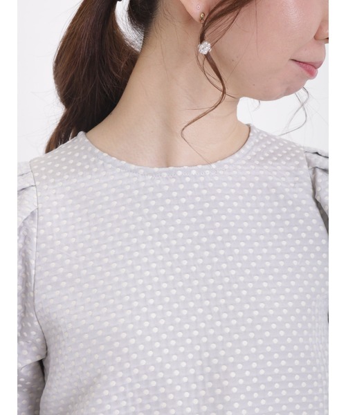 Te chichi（テチチ）の「ドットジャカードボリュームブラウス（セットアップ可）（シャツ/ブラウス・レディース・ネイビー/グレー・ﾌﾘ-）」の8枚目の写真