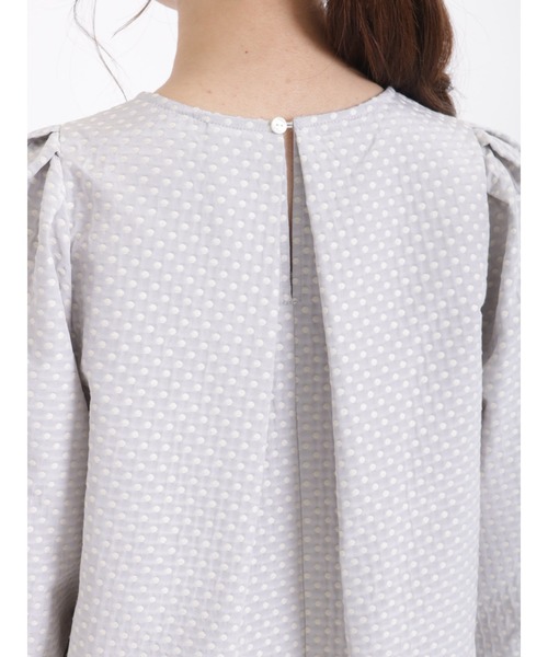 Te chichi（テチチ）の「ドットジャカードボリュームブラウス（セットアップ可）（シャツ/ブラウス・レディース・ネイビー/グレー・ﾌﾘ-）」の7枚目の写真