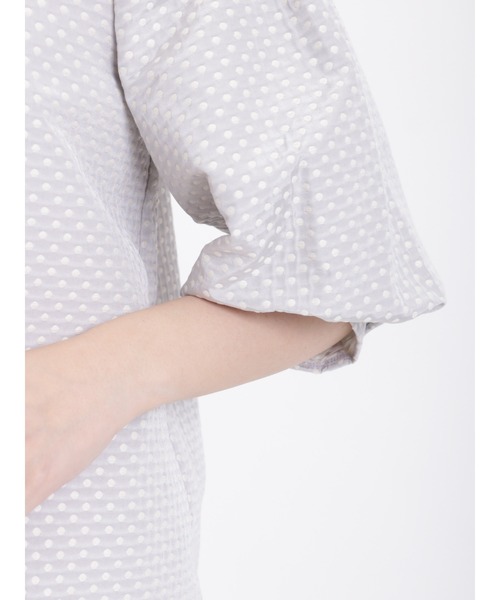 Te chichi（テチチ）の「ドットジャカードボリュームブラウス（セットアップ可）（シャツ/ブラウス・レディース・ネイビー/グレー・ﾌﾘ-）」の5枚目の写真