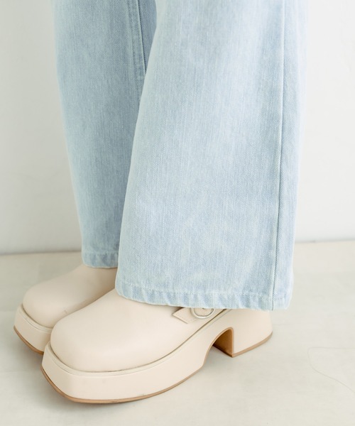 OLIVE des OLIVE（オリーブデオリーブ）の「【S/Mサイズ】セミフレアデニムパンツ（デニムパンツ・レディース・ブルー/サックスブルー/ピンク・SMALL/MEDIUM）」の10枚目の写真