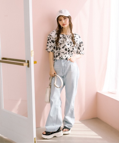 OLIVE des OLIVE（オリーブデオリーブ）の「【S/Mサイズ】セミフレアデニムパンツ（デニムパンツ・レディース・ブルー/サックスブルー/ピンク・SMALL/MEDIUM）」の15枚目の写真