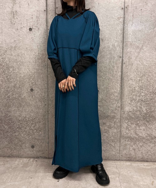 byYOUANCE(バイユアンス)の「配色デザインストラップカットワンピース(ワンピース・レディース・ブラック/ブルー・FREE)」の14枚目の写真