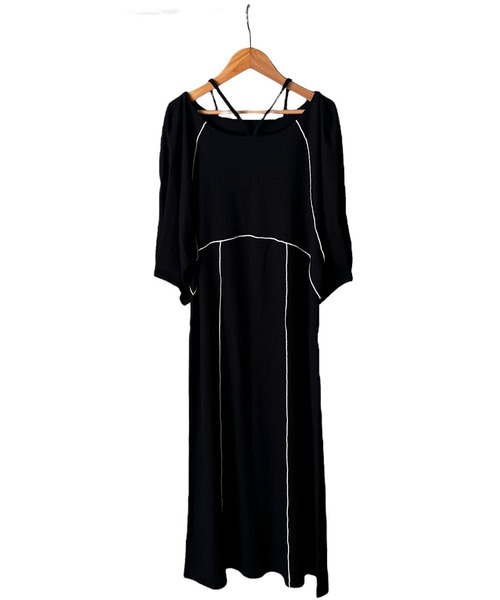 byYOUANCE(バイユアンス)の「配色デザインストラップカットワンピース(ワンピース・レディース・ブラック/ブルー・FREE)」の22枚目の写真