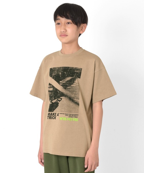 GLAZOS（グラソス）の「アソートフロントフォトグラフィックTシャツ（Tシャツ/カットソー・キッズ・ホワイト/グレー/チャコールグレー/ベージュ・170cm/140cm/160cm/150cm）」の10枚目の写真