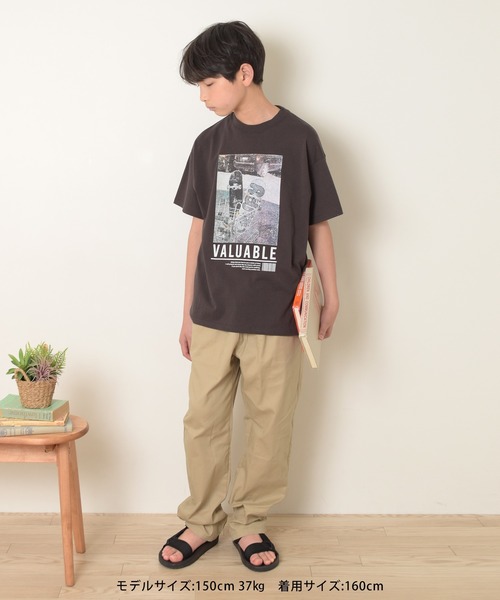 GLAZOS（グラソス）の「アソートフロントフォトグラフィックTシャツ（Tシャツ/カットソー・キッズ・ホワイト/グレー/チャコールグレー/ベージュ・170cm/140cm/160cm/150cm）」の6枚目の写真