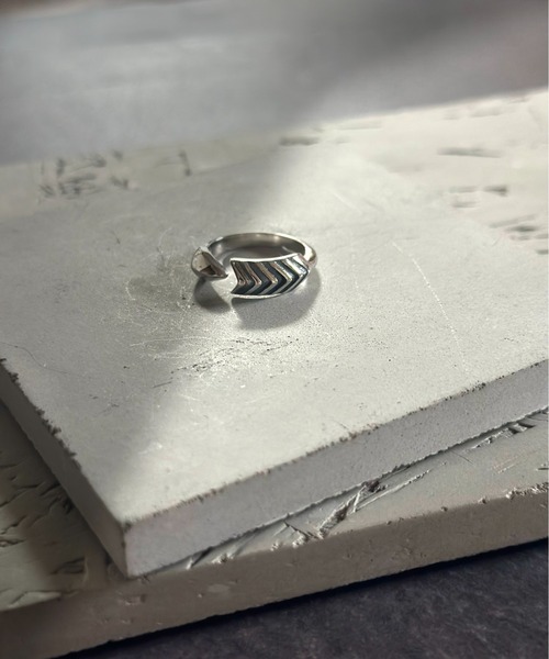 blatto（ブラット）の「【blatto 925silver】 925シルバー　リング　フリーサイズ　　bla1956　　Y（リング・メンズ・ライトアッシュグレー/A/B/C/D/E/F/G/H/I/J/K/L/M/N/O/P/Q/R/S/T・FREE）」の14枚目の写真