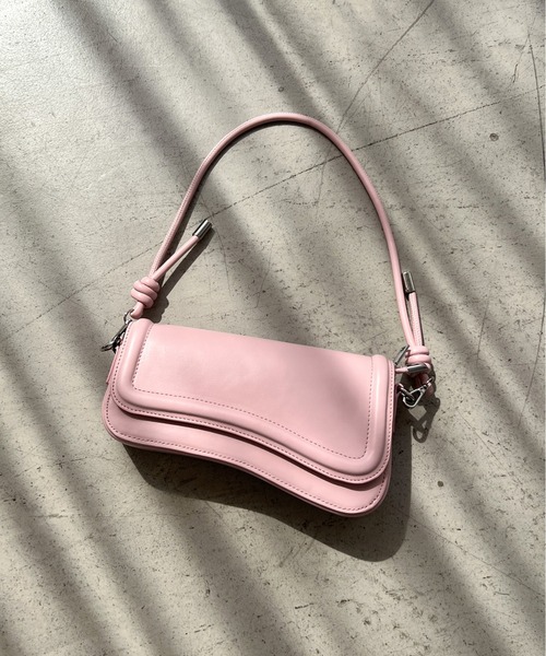 Olu.(オルドット)の「【ロングセラーアイテム】カクテルショルダーバッグ(ショルダーバッグ・レディース・ホワイト/ベビーピンク/オレンジ系その他/ベージュ/ブラック・FREE)」の4枚目の写真