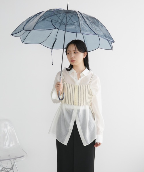 Aunt Marie's(アントマリーズ)の「フラワークリアアンブレラ / 雨傘 /(長傘・レディース・ホワイト/ブラック/ブラウン/ブルーグレー・FREE)」の15枚目の写真