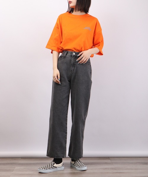 spiritoso(スピリトーゾ)の「spiritoso スケーター カップルプリント 半袖Tシャツ(Tシャツ/カットソー・レディース・ネイビー/オレンジ・F)」の13枚目の写真