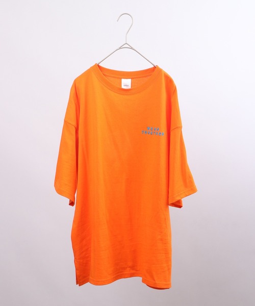 spiritoso(スピリトーゾ)の「spiritoso スケーター カップルプリント 半袖Tシャツ(Tシャツ/カットソー・レディース・ネイビー/オレンジ・F)」の18枚目の写真