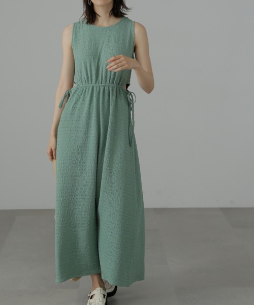 FREE'S MART（フリーズマート）の「◆サイドカットノースリカットソーワンピース（ワンピース・レディース・イエロー/グリーン/ブラック・SMALL/MEDIUM）」の11枚目の写真