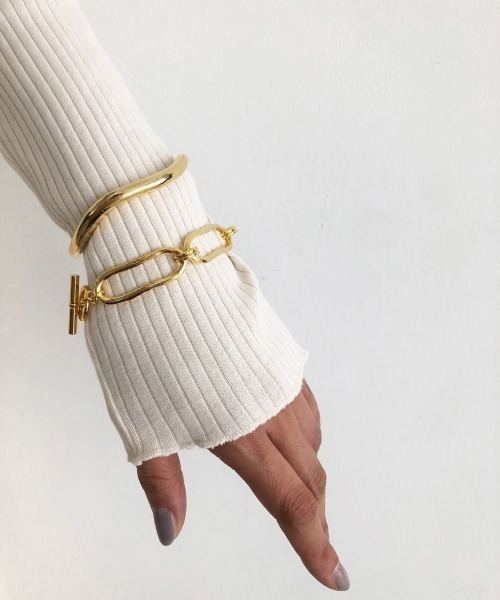 TODAYFUL(トゥデイフル)の「TODAYFUL Twist Chain Bracelet ツイストチェーンブレスレット/12320923(ブレスレット・レディース・シルバー/ゴールド・ONE SIZE)」の7枚目の写真