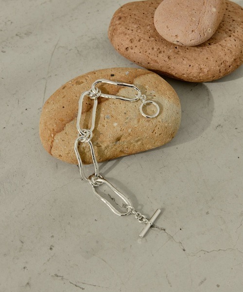 TODAYFUL(トゥデイフル)の「TODAYFUL Twist Chain Bracelet ツイストチェーンブレスレット/12320923(ブレスレット・レディース・シルバー/ゴールド・ONE SIZE)」の9枚目の写真