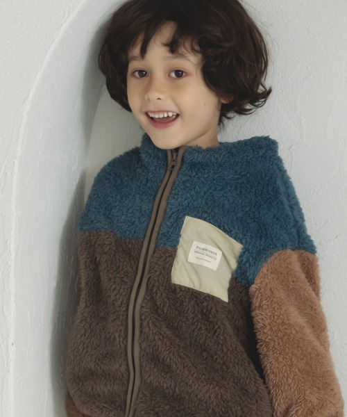 pairmanon（ペアマノン）の「ボア 配色 スタンドカラー ジャケット（その他アウター・キッズ・ピンク/その他/ベージュ/ブラック/ブラウン/ブルー/パープル/ブラック系その他/モカ/グリーン系その他/イエロー/テラコッタ/ピンク系その他/ブルー系その他/その他1/ミント・110/120/130/100/90/150/140）」の9枚目の写真